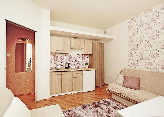 Apartment Kameralny 12 *